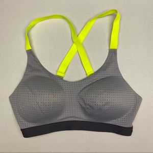VSX GRY/NEON YELO Lounge/Sports, 32D. *P1053